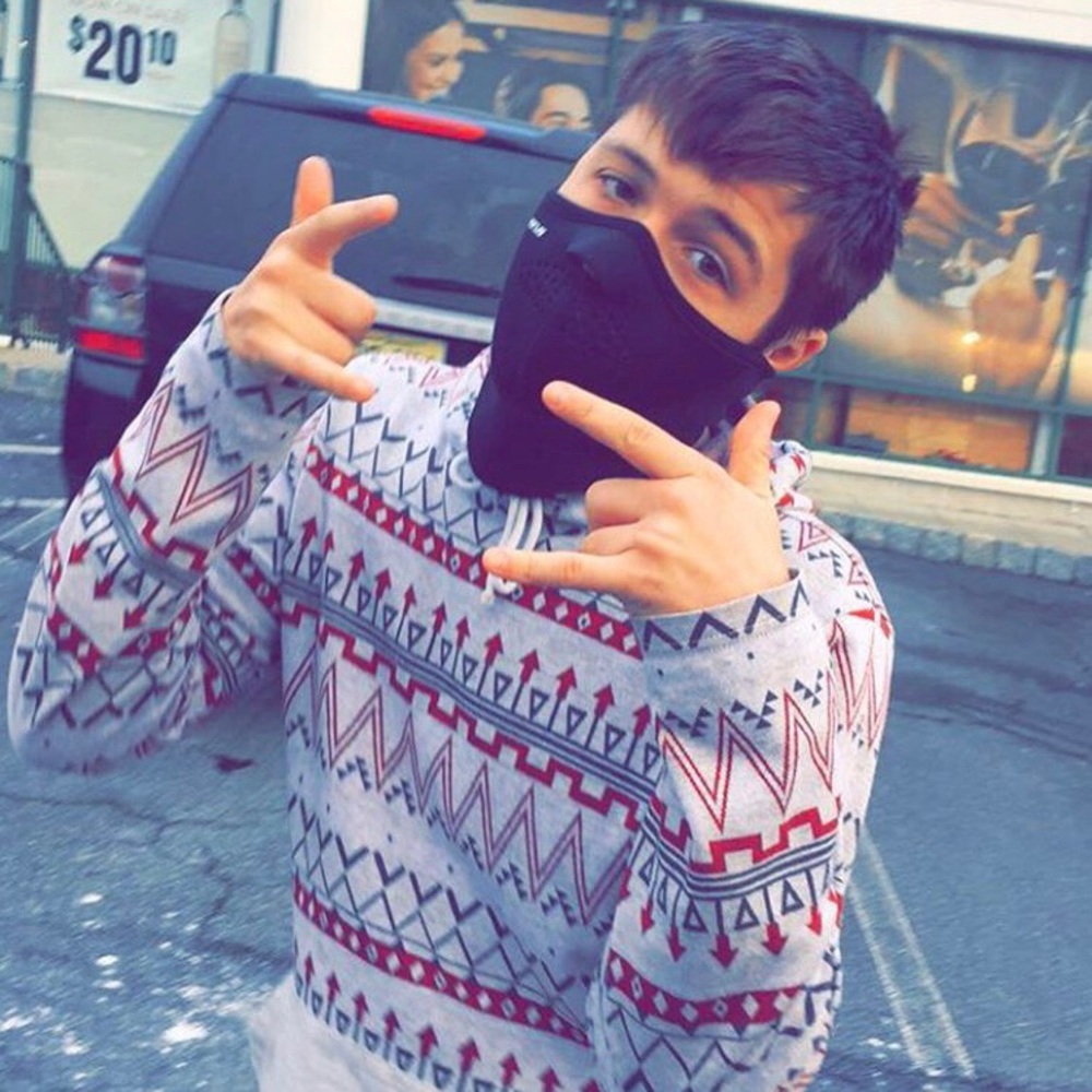 Meet your Posher, Connor